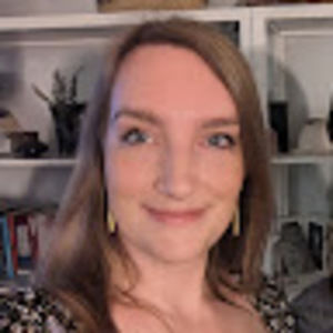 Meet your Posher, Chloe